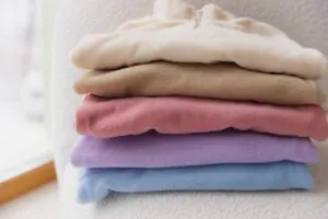 Polaire sans manches pour femme : chaleur et mobilité professionnelle