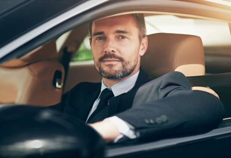 Devenir chauffeur VTC à Paris : où se former ?